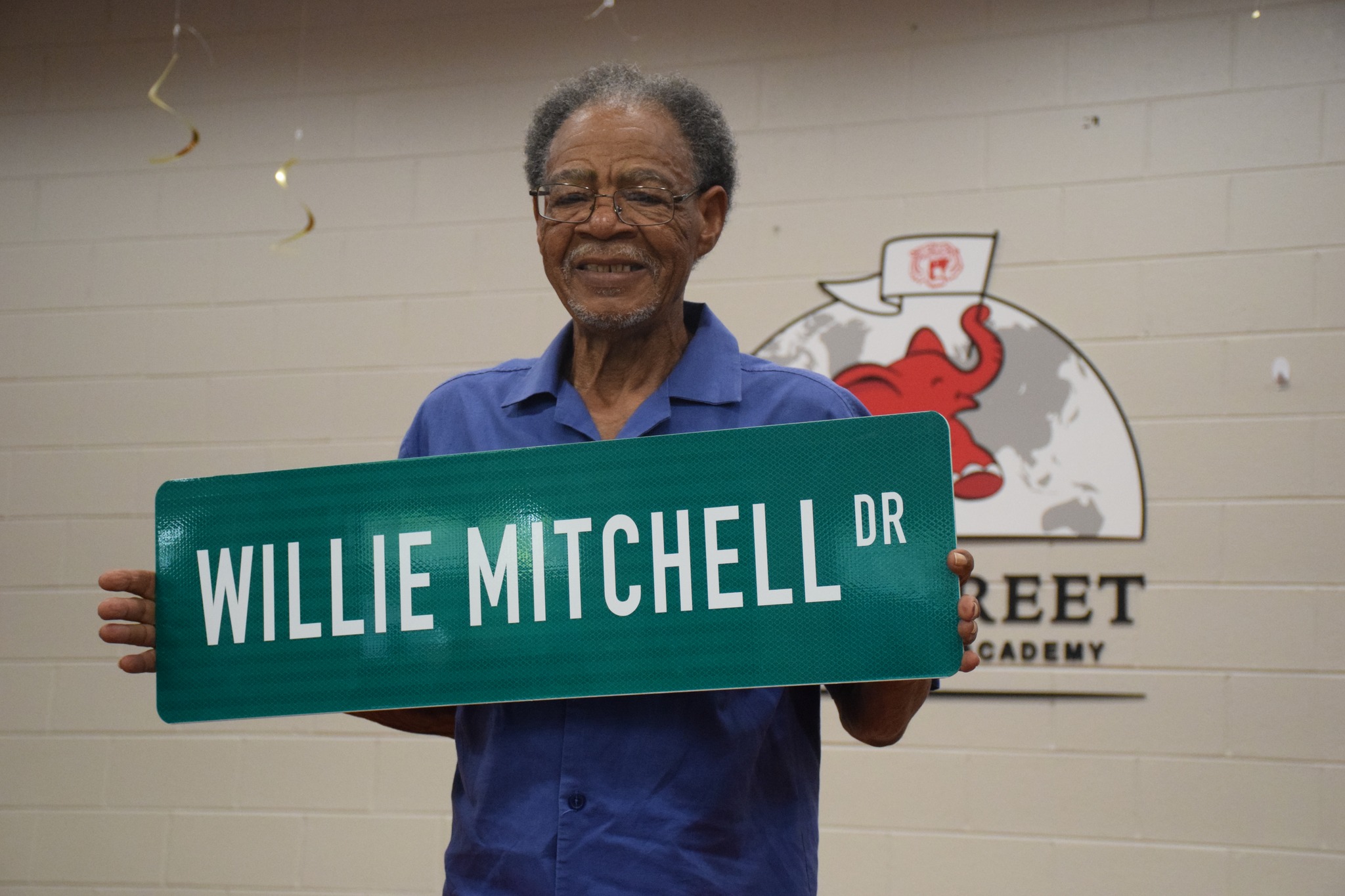 Willie Mitchell Drive is now 'official'