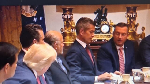 Collins, facing President Trump, briefing other cabinet members and the president on his first year as Veterans Affairs Secretary (December 2025 photo courtesy Veterans Affairs)