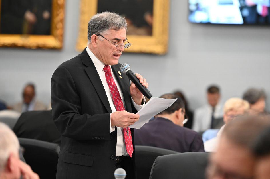A Gun Store Owner in Congress Is Asking the Government to Destroy the Records Police Use to Solve Shootings